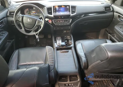 2018 Honda Pilot Touring z USA, uszkodzony, nr VIN 5FNYF6H9XJB011517